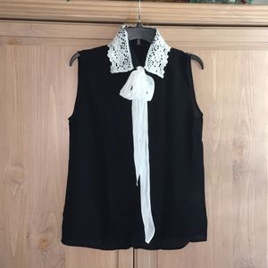 🆕Lace/Ribbon Collar Black Sleeveless Button Down